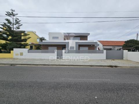 Moradia isolada t4, pronta a escriturar, em azeitão