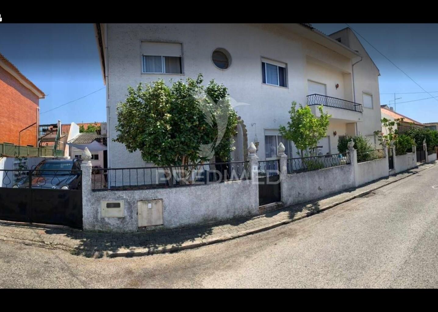 Moradia na barquinha