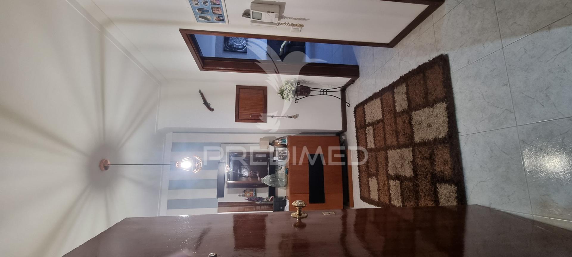 T2+1 com lugar de garagem e terraço