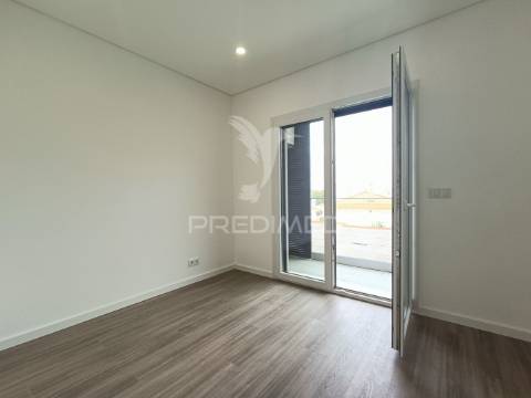 Apartamento t3 novo em amora