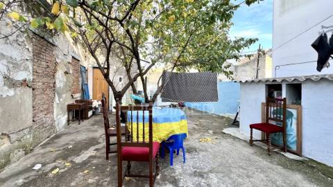 2 moradias – rua francisco ferrer em almada
