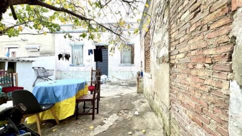 2 moradias – rua francisco ferrer em almada