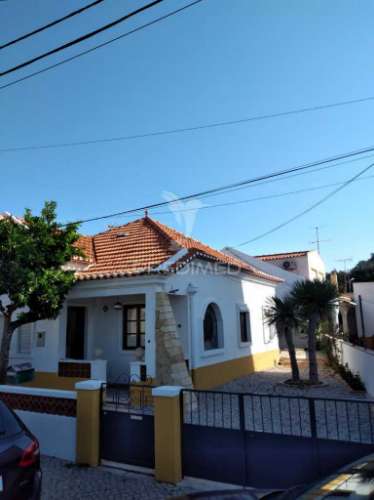 Moradia t2 recuperada em santiago do cacém