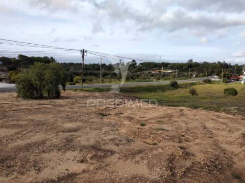 Terreno rustico de 33.145m2 em melides