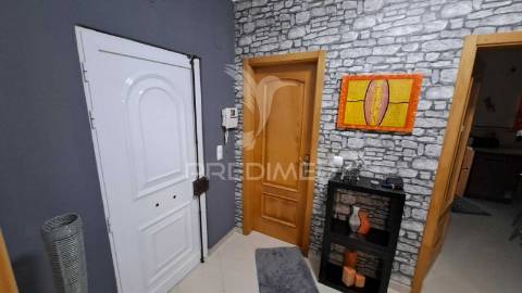 Moradia  t3 com garagem e piscina em alhos vedros