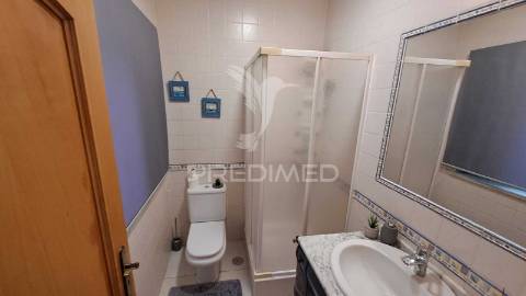 Moradia  t3 com garagem e piscina em alhos vedros