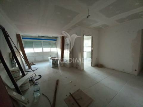 T2 totalmente remodelado na cidade sol