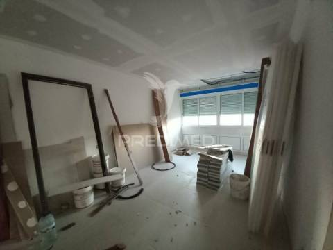 T2 totalmente remodelado na cidade sol