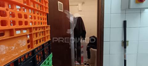 Loja na quinta fonte da prata, alhos vedros
