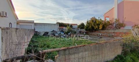 Terreno urbano de 200m2 em vale do grou, alhos vedros