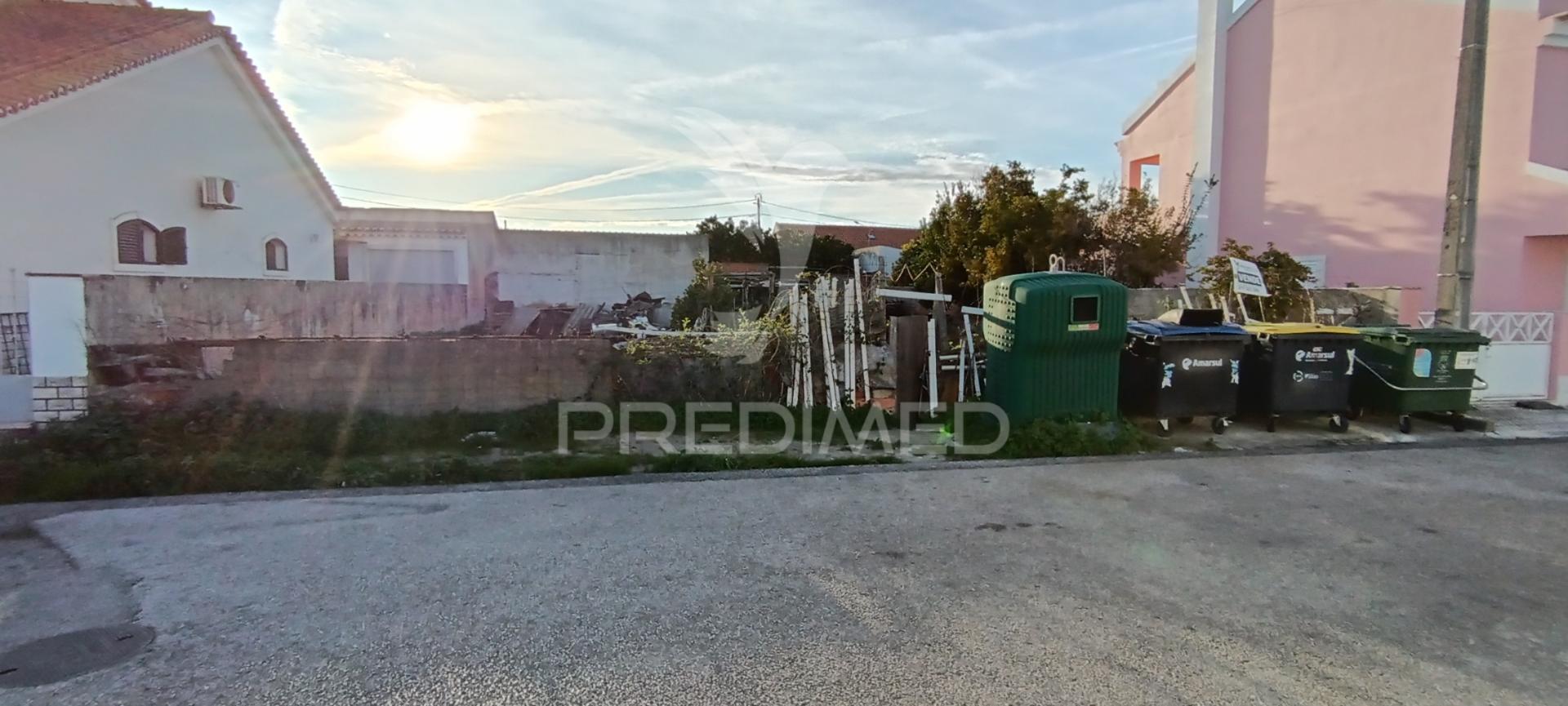 Terreno urbano de 200m2 em vale do grou, alhos vedros