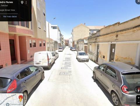 Terreno urbano com projeto aprovado para prédio