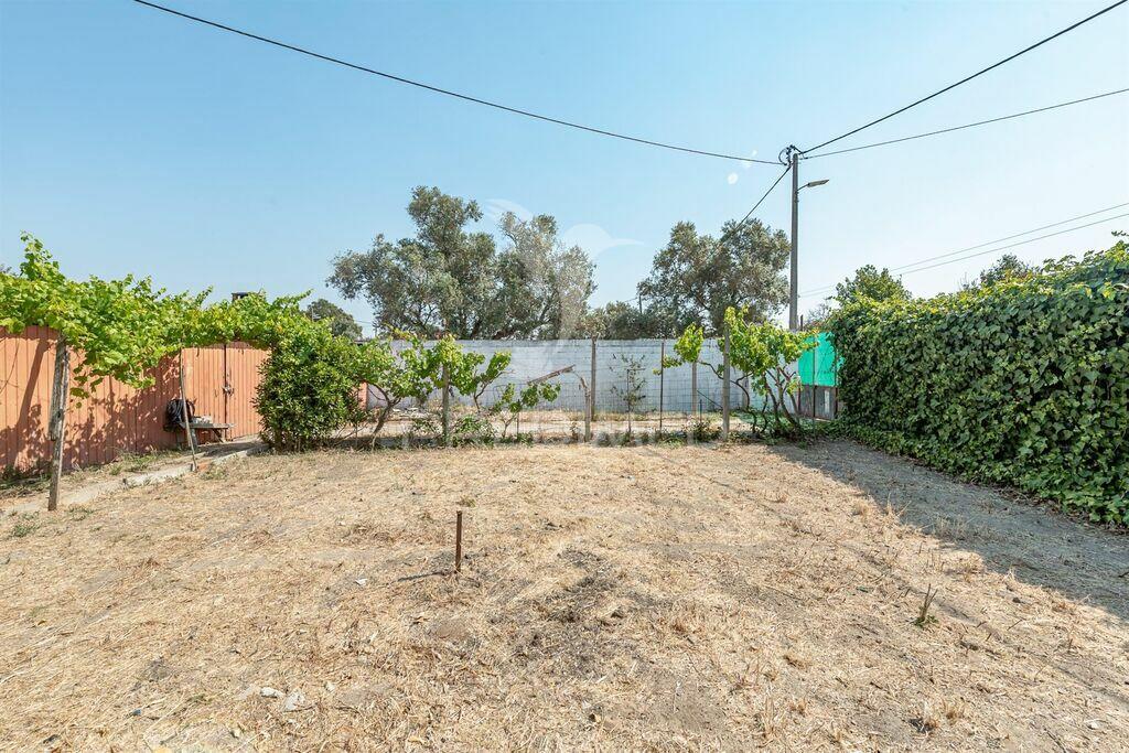 Terreno urbano de 440m2 no vale da amoreira