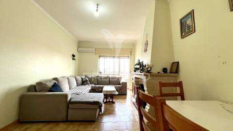 T3  com varandas na baixa da banheira