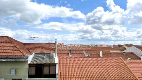 T3  com varandas na baixa da banheira