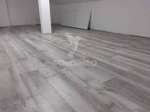 Fantástico andar de  moradia t3 c/garagem