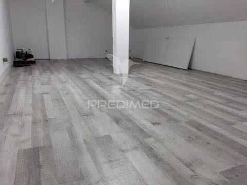 Fantástico andar de  moradia t3 c/garagem