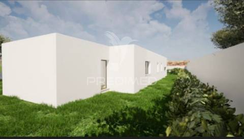 Terreno plano com projeto aprovado em são miguel do souto e mosteirô – santa maria da feira