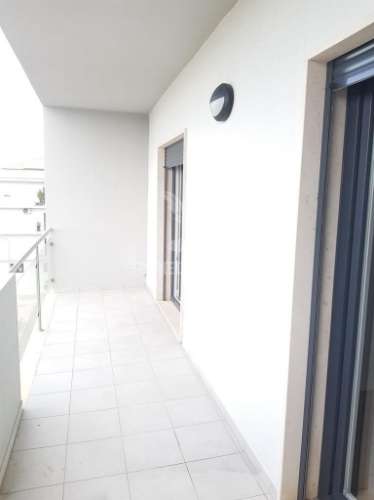 Apartamento t2 c/ suíte, garagem e arrecadação