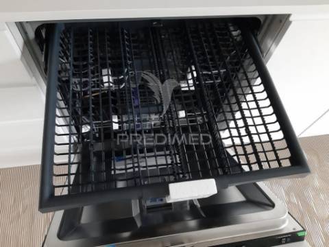 Apartamento t2 c/ suíte, garagem e arrecadação
