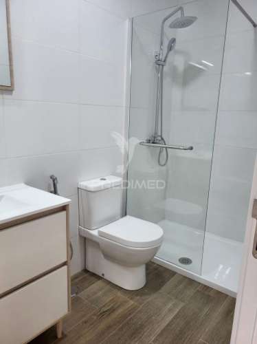 Apartamento t2 r/c totalmente remodelado  - lavradio