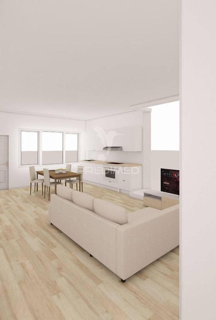 Apartamento t2 r/c totalmente remodelado  - lavradio