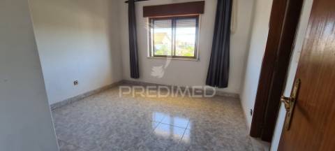 Fernao ferro t6 - moradia isolada-garagem