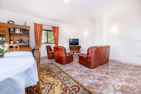 Moradia t3 com quintinha - vilela, amares