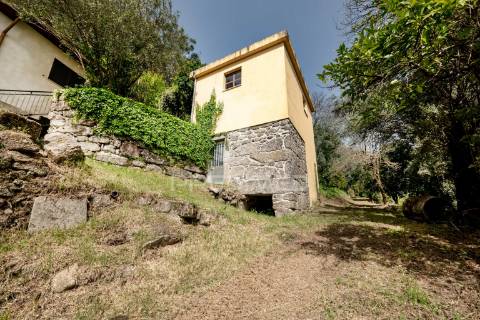 Moradia t3 com quintinha - vilela, amares