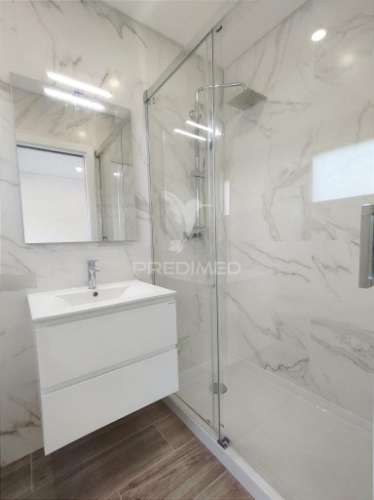 Espaço para piscina. suíte/closet