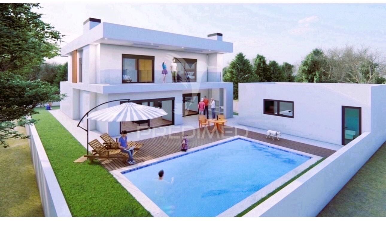 Terraço, suite, garagem 2 viaturas, closet, piscina 4 x 7.5