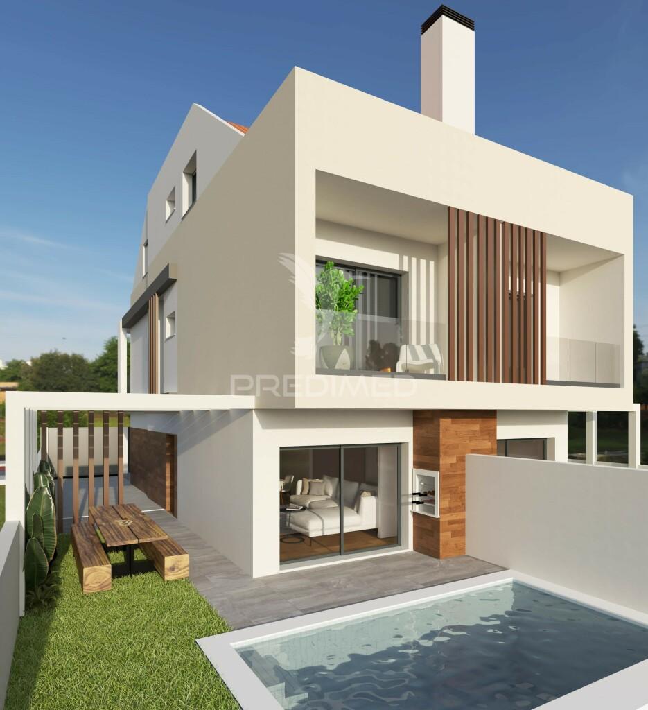 4 + 1 assoalhadas, suíte, projeto com piscina.