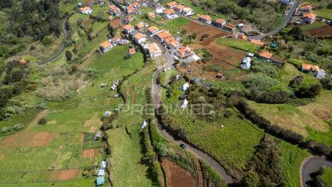 Terreno misto com casa antiga  - santana - madeira