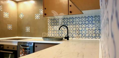 Moradia renovada com logradouro