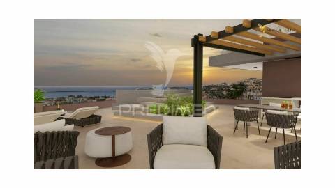 Apartamento t3 com piscina privada à venda no funchal