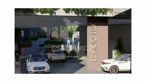 Apartamento t2 com piscina privada à venda no funchal