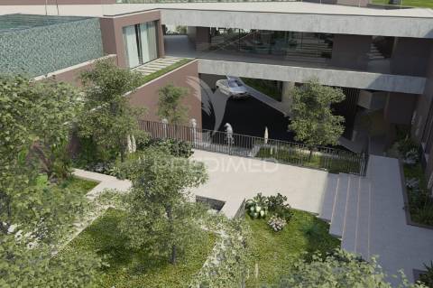 Apartamento t2 com jardim e piscina privada