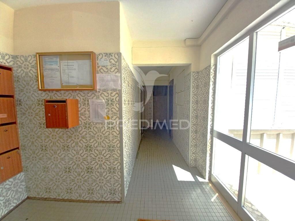 Apartamento t3-4 assoalhadas-miratejo-corroios