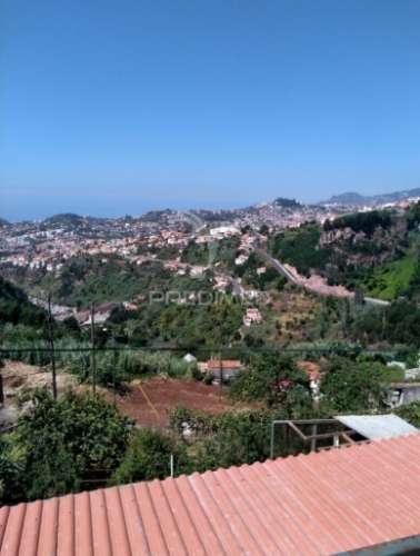 Casa térrea t2+1
