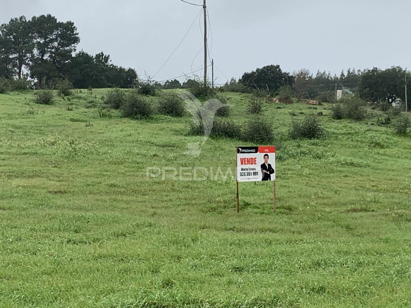 Terreno com viabilidade de construção para 29 fogos