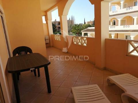 Vilamoura - apartamento com dois quartos /  two bedrooms apartment