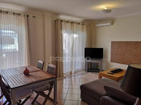 Vilamoura - apartamento com dois quartos /  two bedrooms apartment