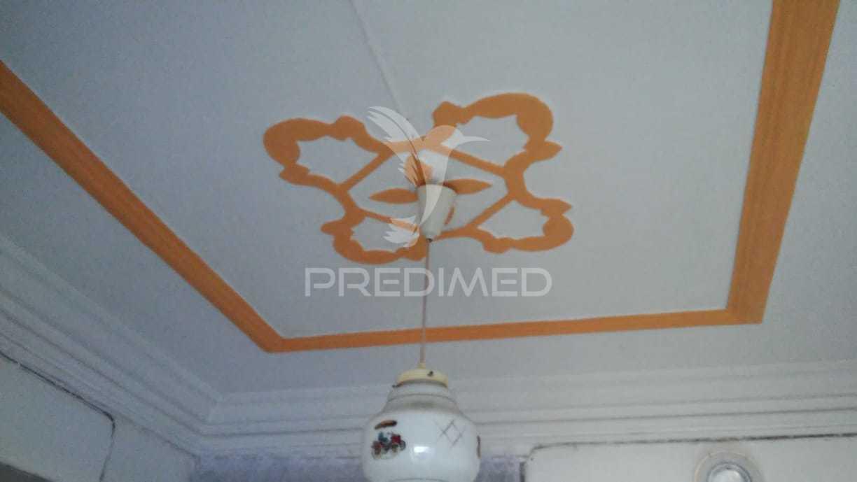 Casa antiga em comenda