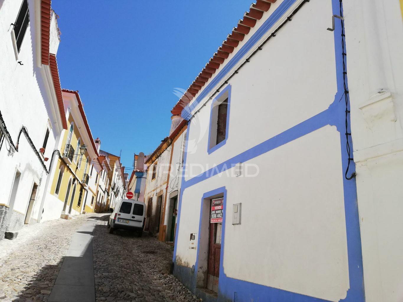 Casa antiga t3 em cabeço de vide
