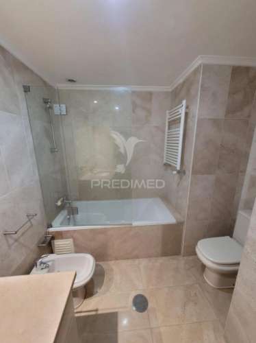 T3 carvalhos zona privilegiada