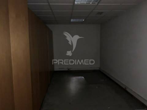 Loja comercial em  santa maria de lamas