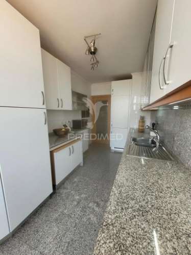 T3 carvalhos zona privilegiada