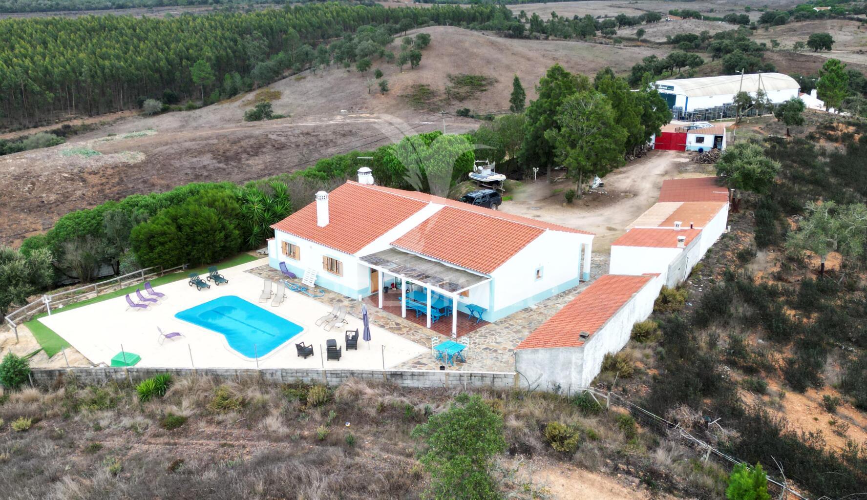 Quintinha com piscina a 9 km da zambujeira do mar