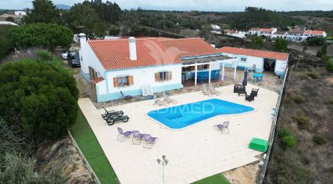 Quintinha com piscina a 9 km da zambujeira do mar
