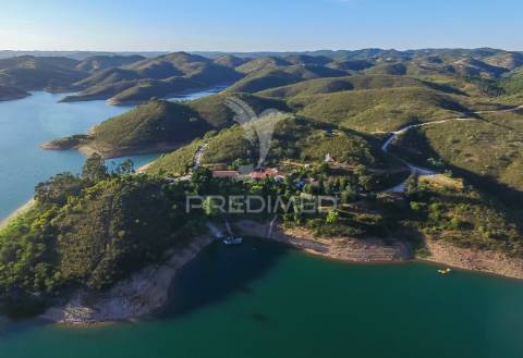 Quinta de charme na barragem  santa clara-a-velha